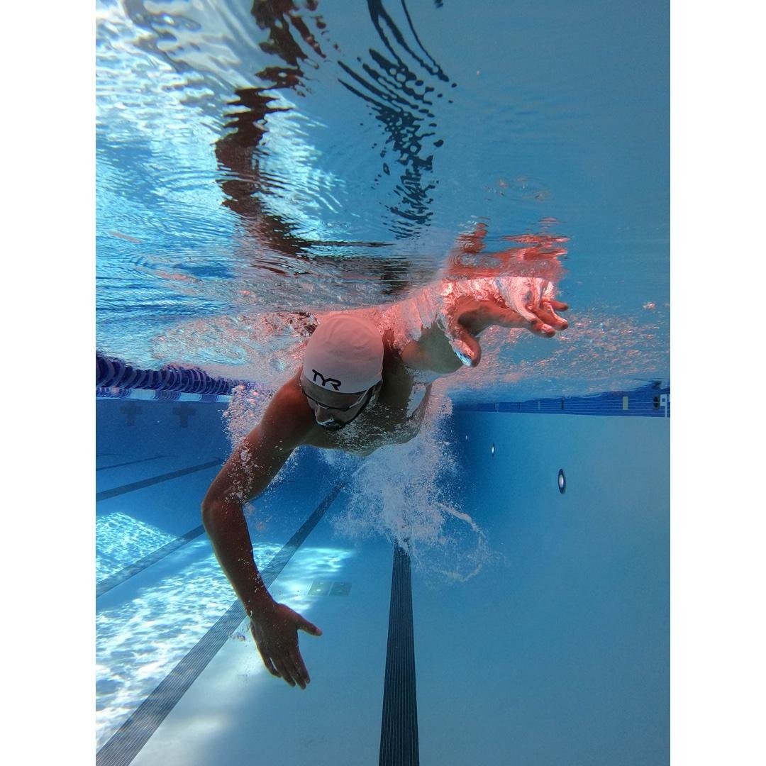 Importance of engaging the lat muscles in freestyle