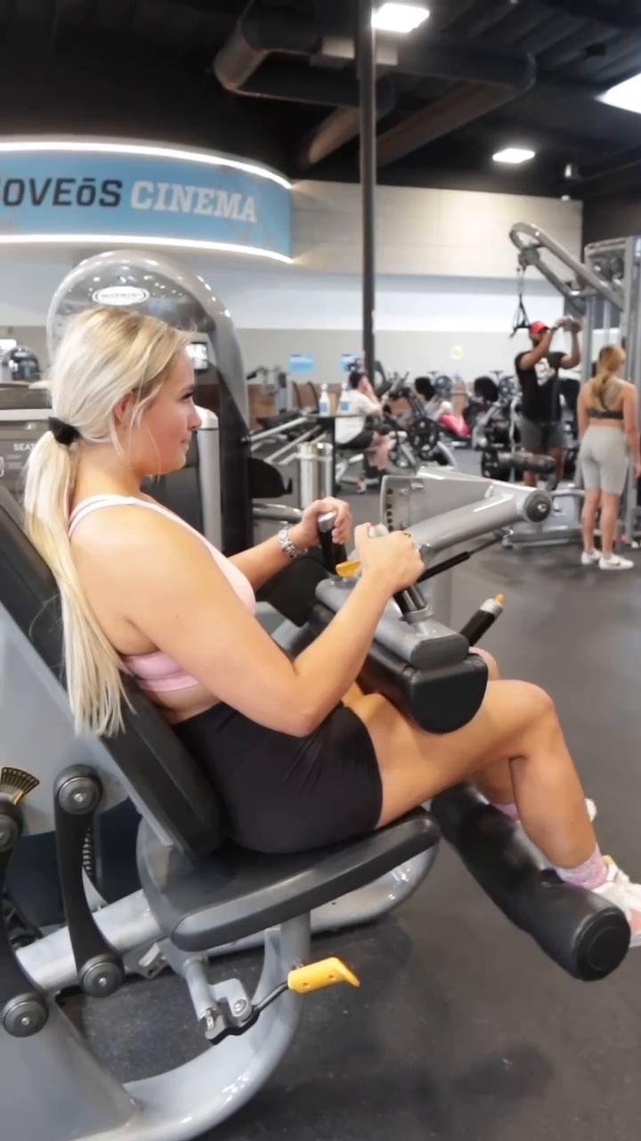 W1 / D1 glutes + hamstrings