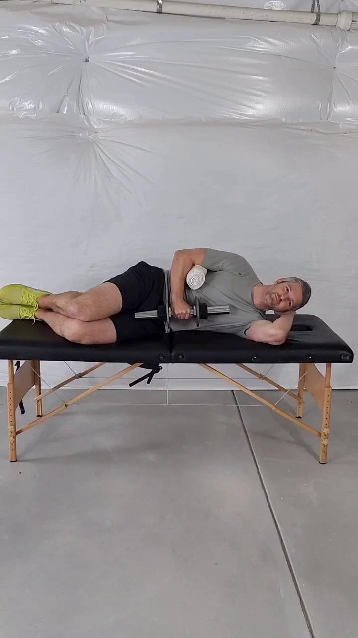 Strong Shoulders - Dumbbell