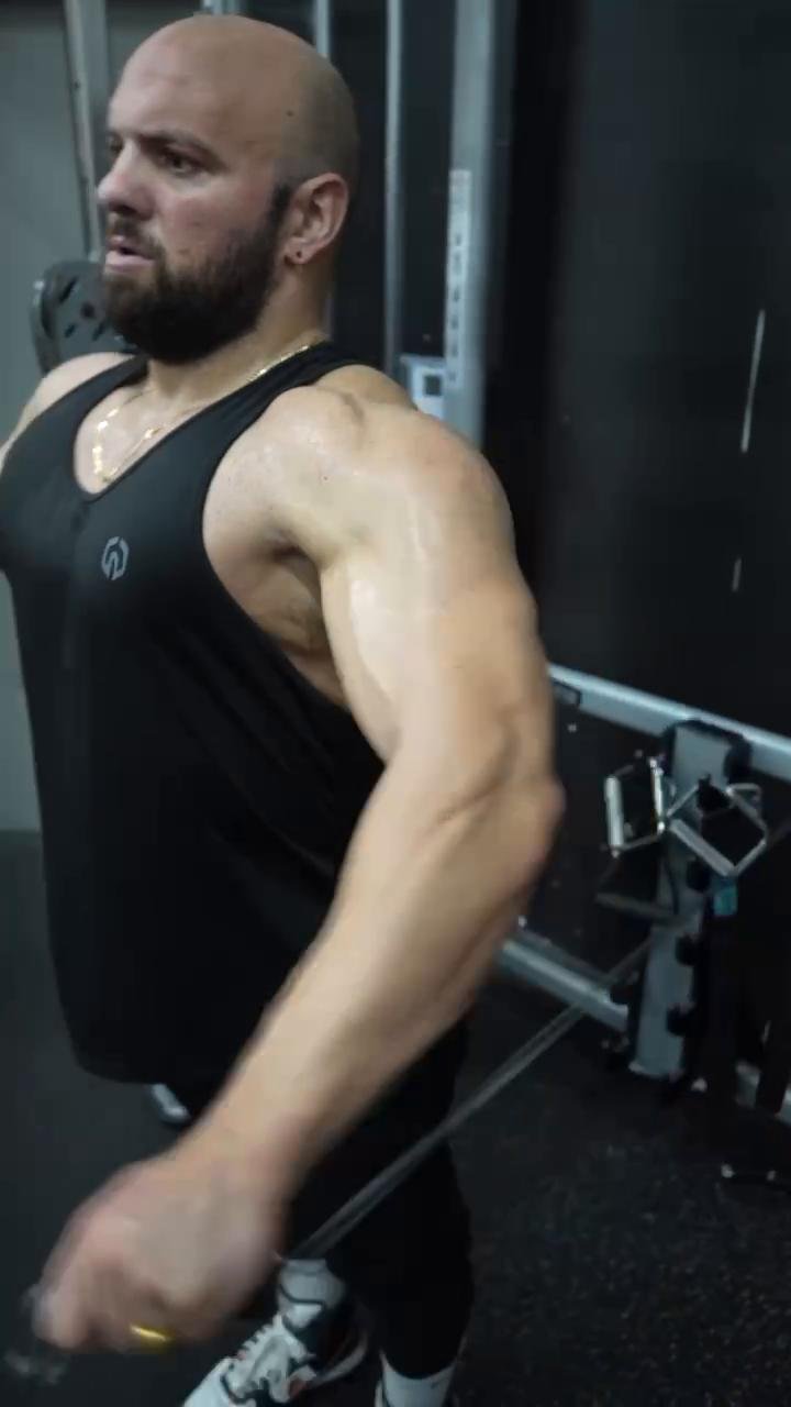 CHEST