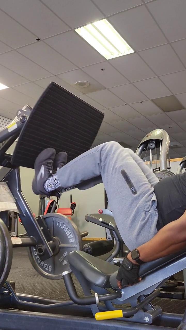 Quads & Calves | Friday | 9/08