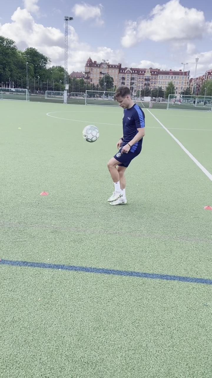 W 9 & 10 - Control the ball in the Air - 2024