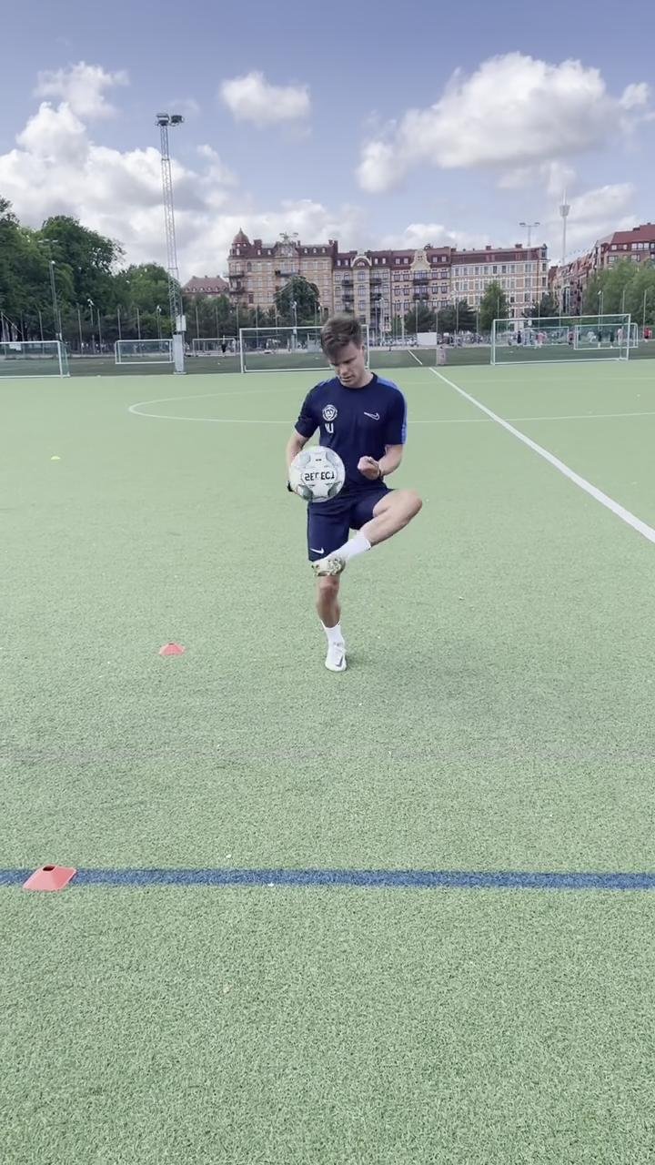 W 9 & 10 - Control the ball in the Air - 2024