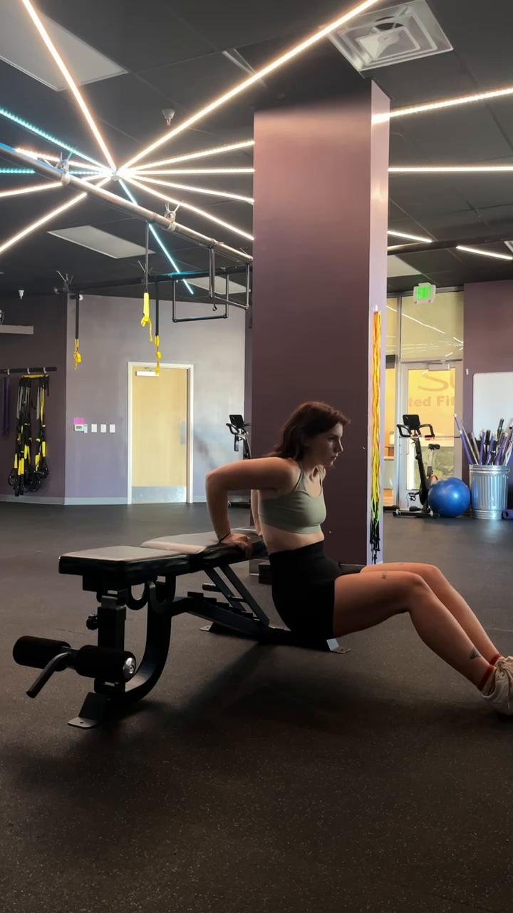 Week 1 // Day 2: Shoulders, Triceps, & Chest