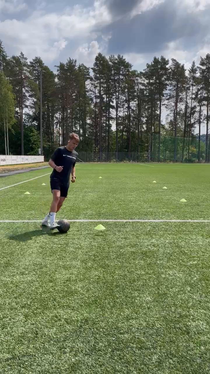 Academy #1 - Wide Cone Weave