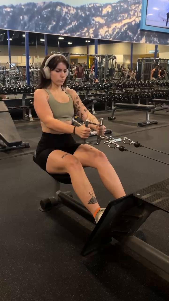 Week 1 // Day 4: Back, Biceps, & Core