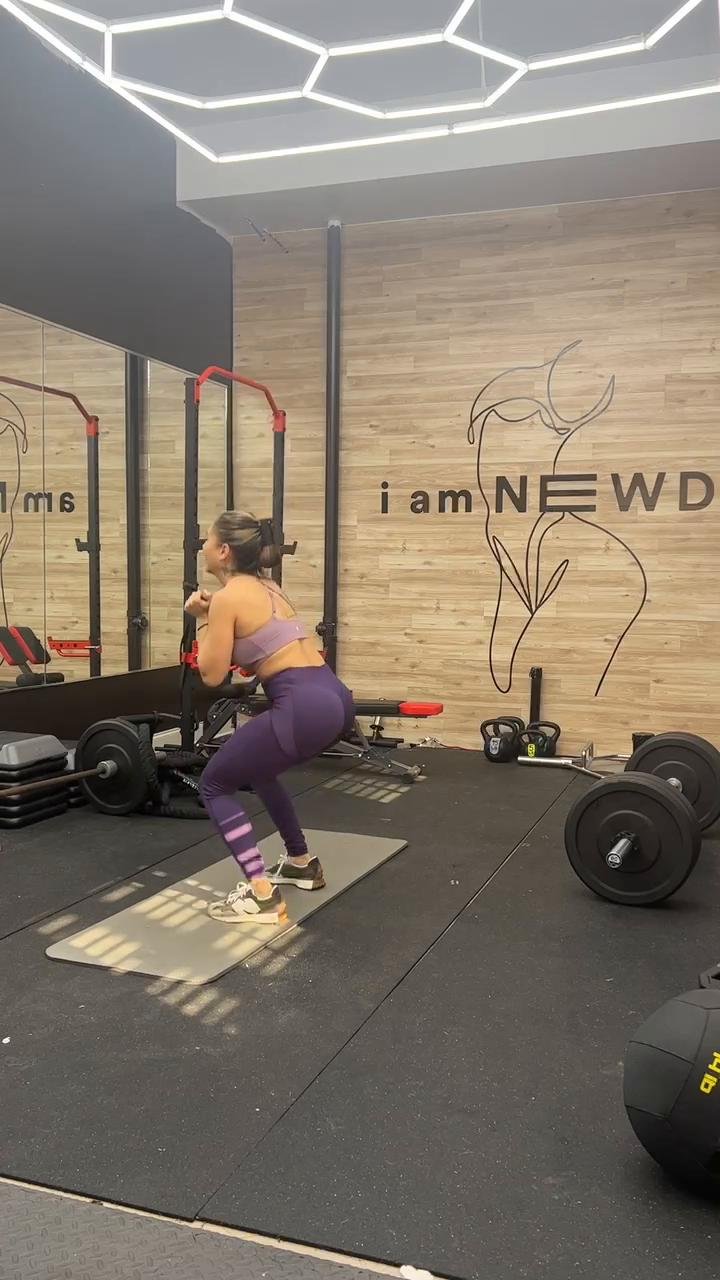 Kneeling step up jumps