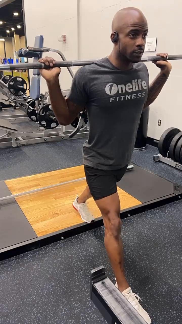 W1 Legs (Quad & Glute Focus)