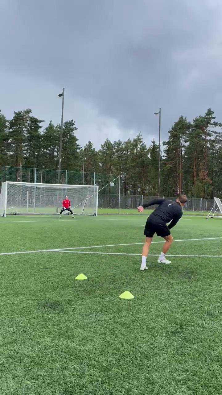 Academy #2 - Dribble to Finish