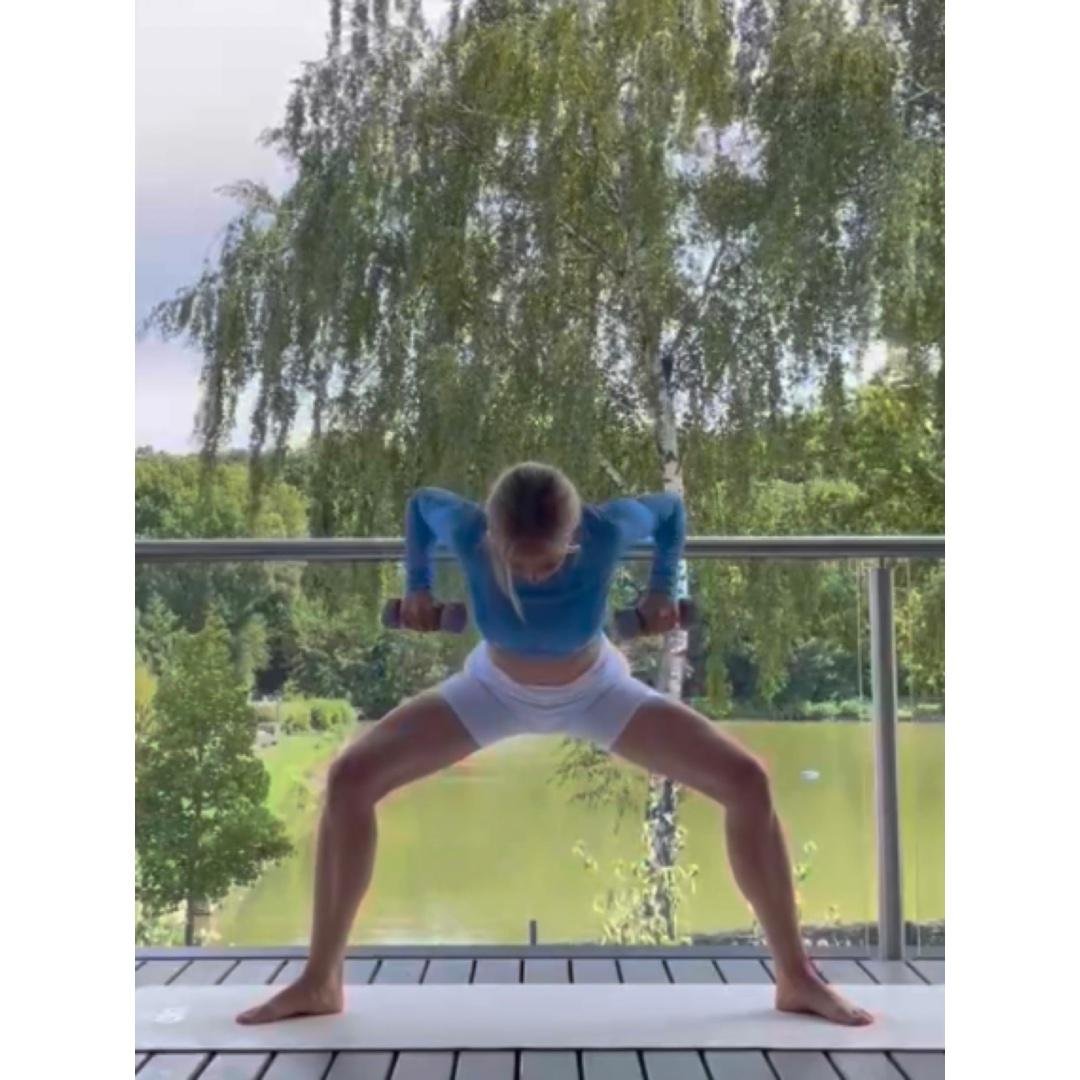 30 min Full Body Yoga Sculpt