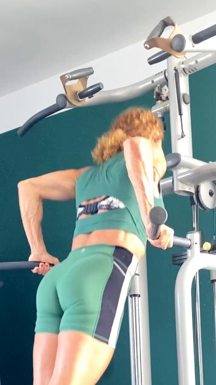 Day 4 - Arms & Shoulders