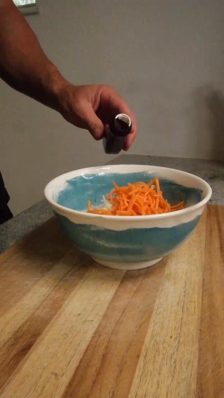 Carrot Cake overnight oats
            37P 49C 8F