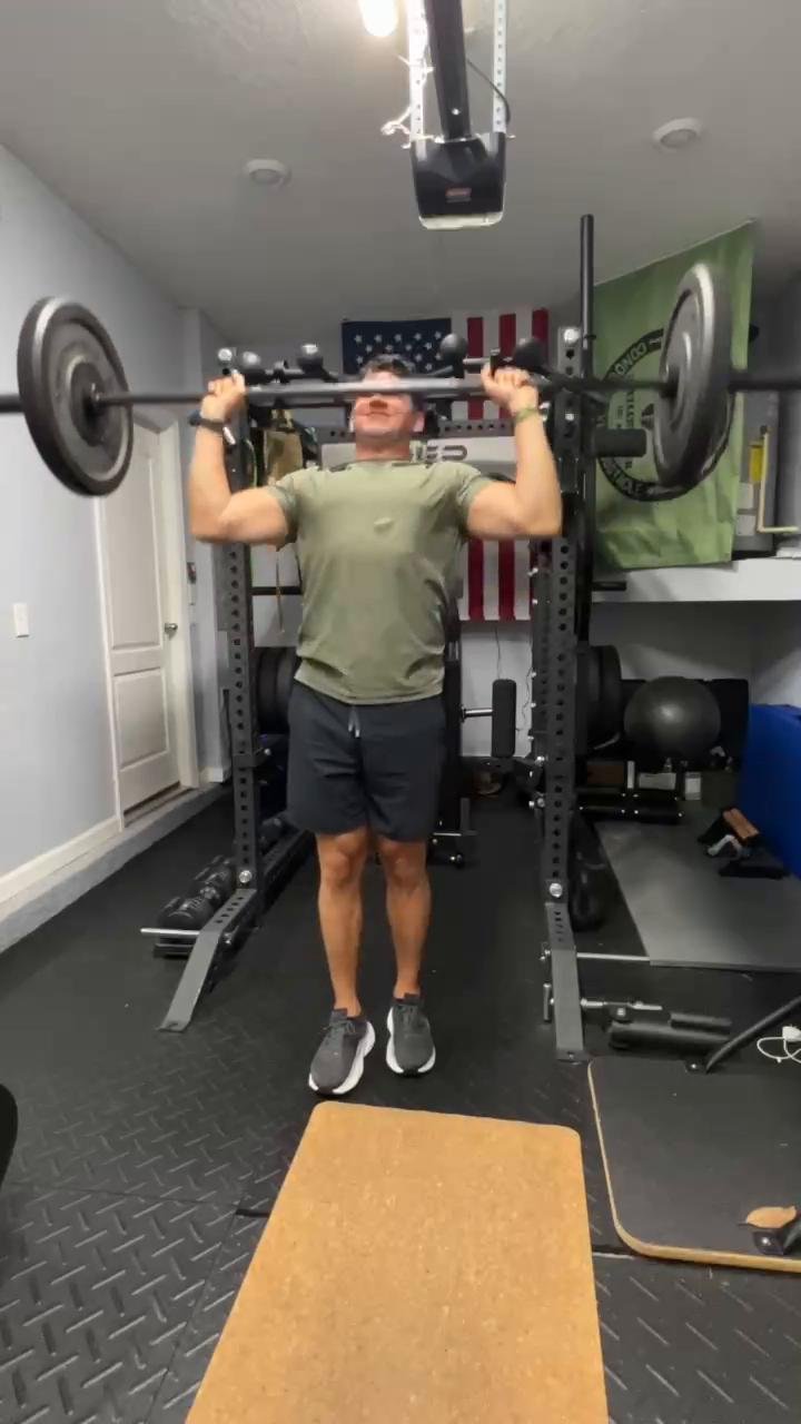 Shoulder Domination