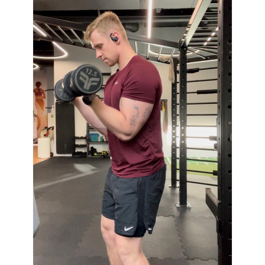 Upper body pump