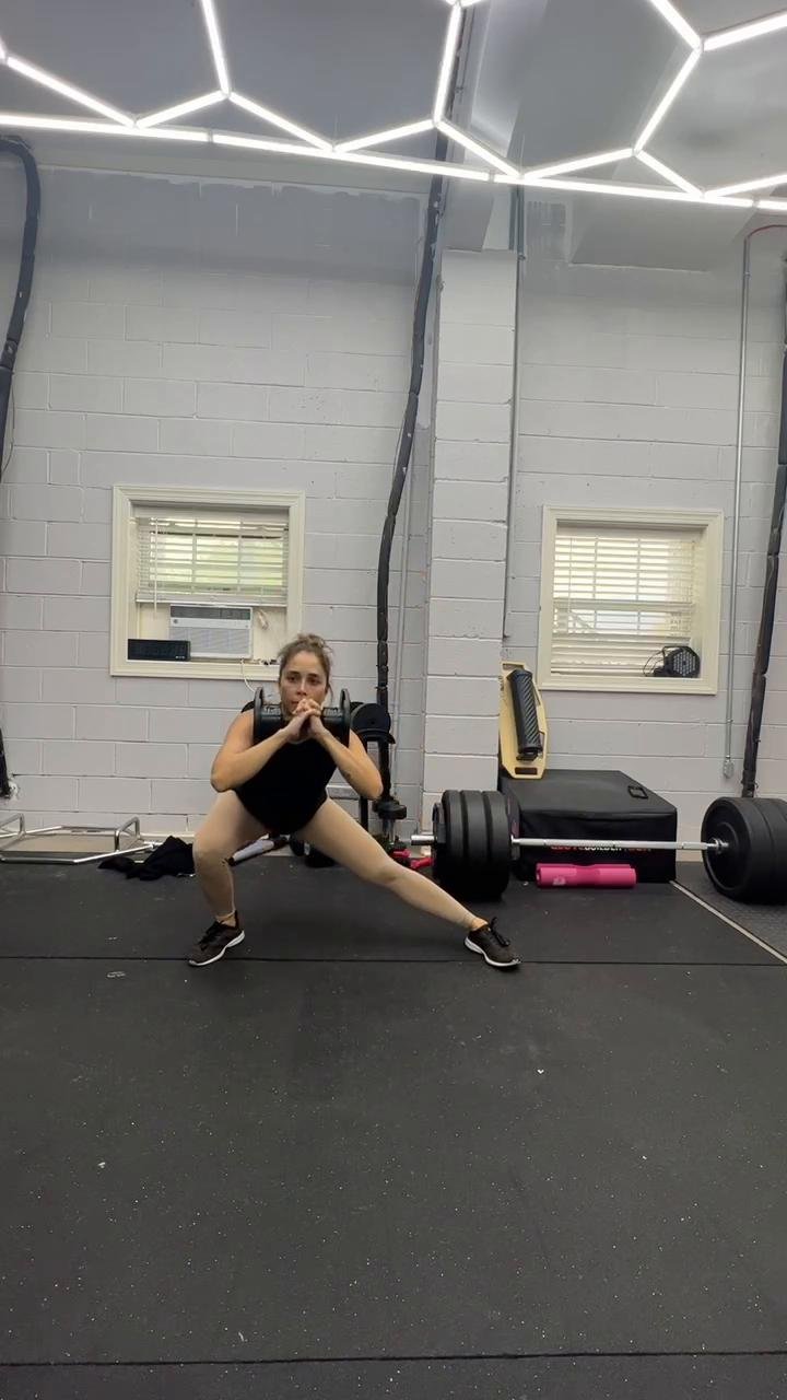 Seated sit ups
Leg day 
10/9/23