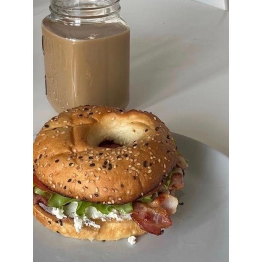 MEAL PREP: Breakfast Sandwiches