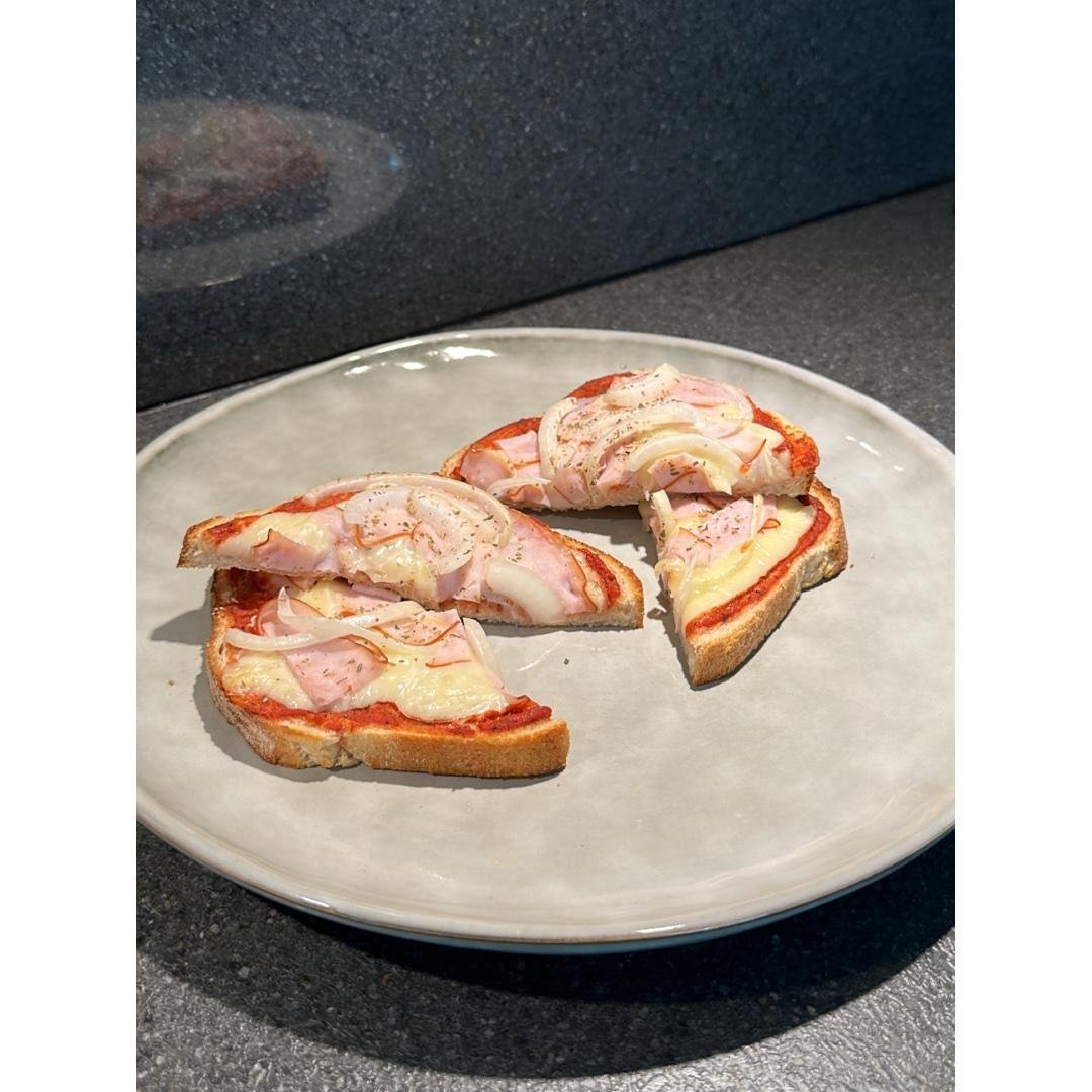 Melted cheese sandwiches (macro friendly & high protein)