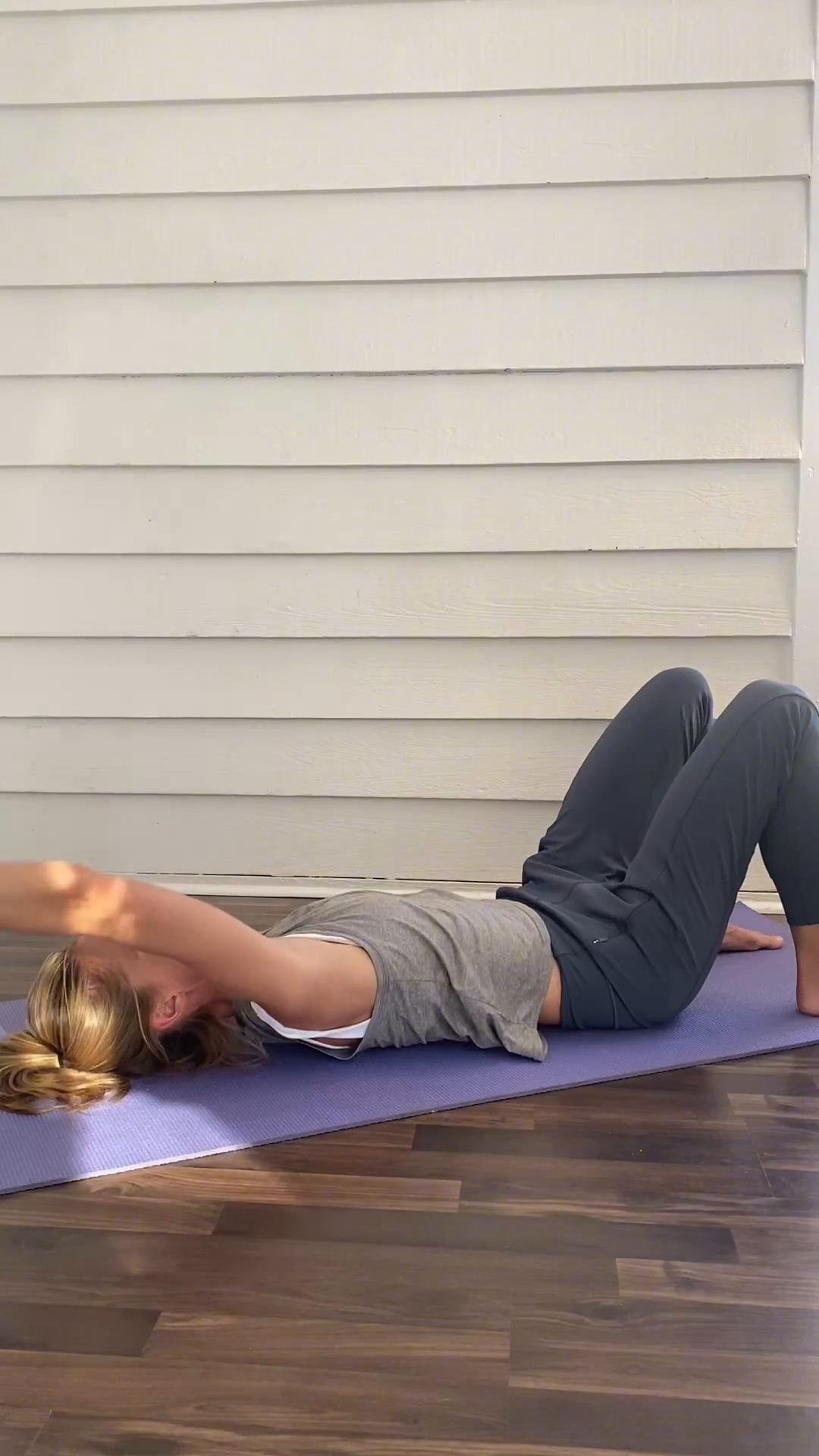 DD Day 4 Shoulder Blade/Upper Back Release