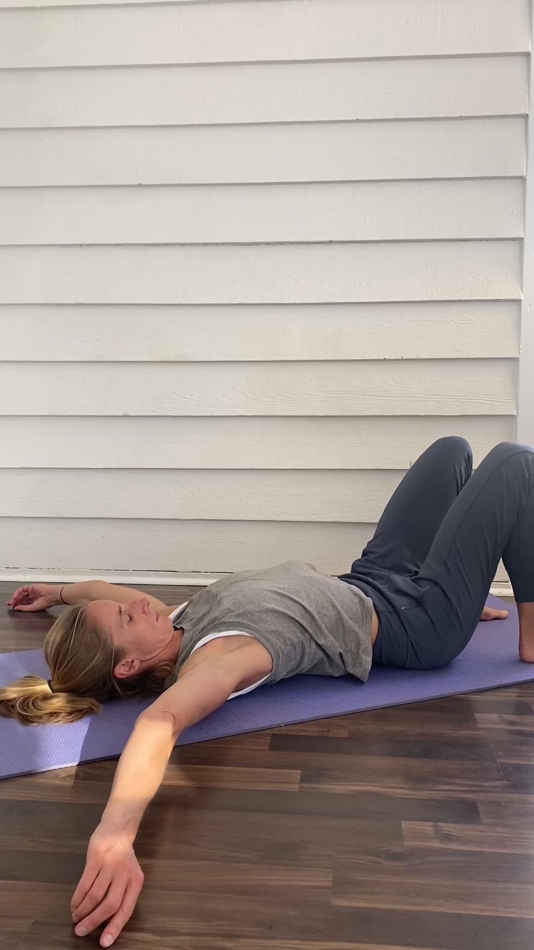 DD Day 4 Shoulder Blade/Upper Back Release