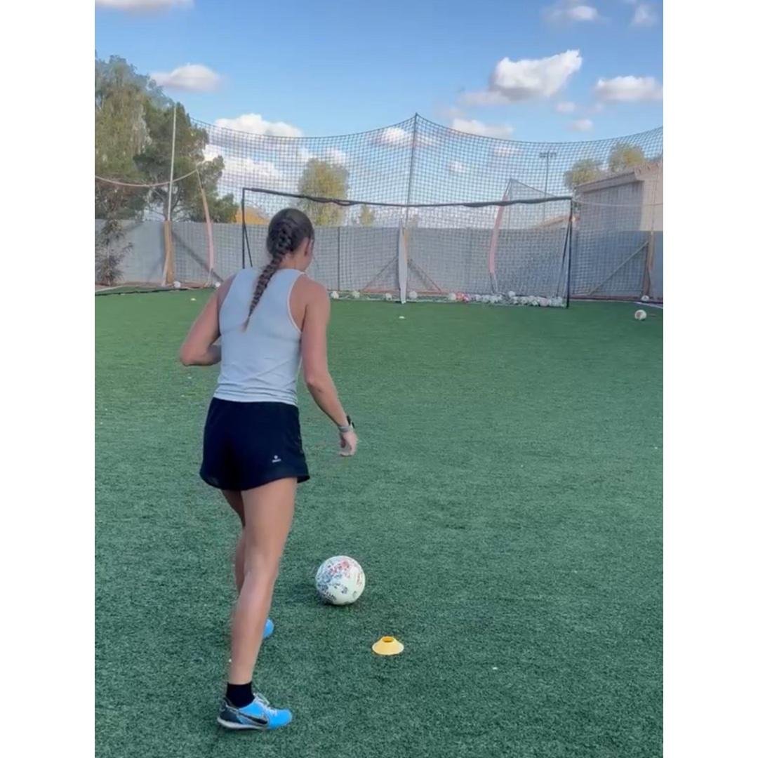 Beat the ball, dribble, and move