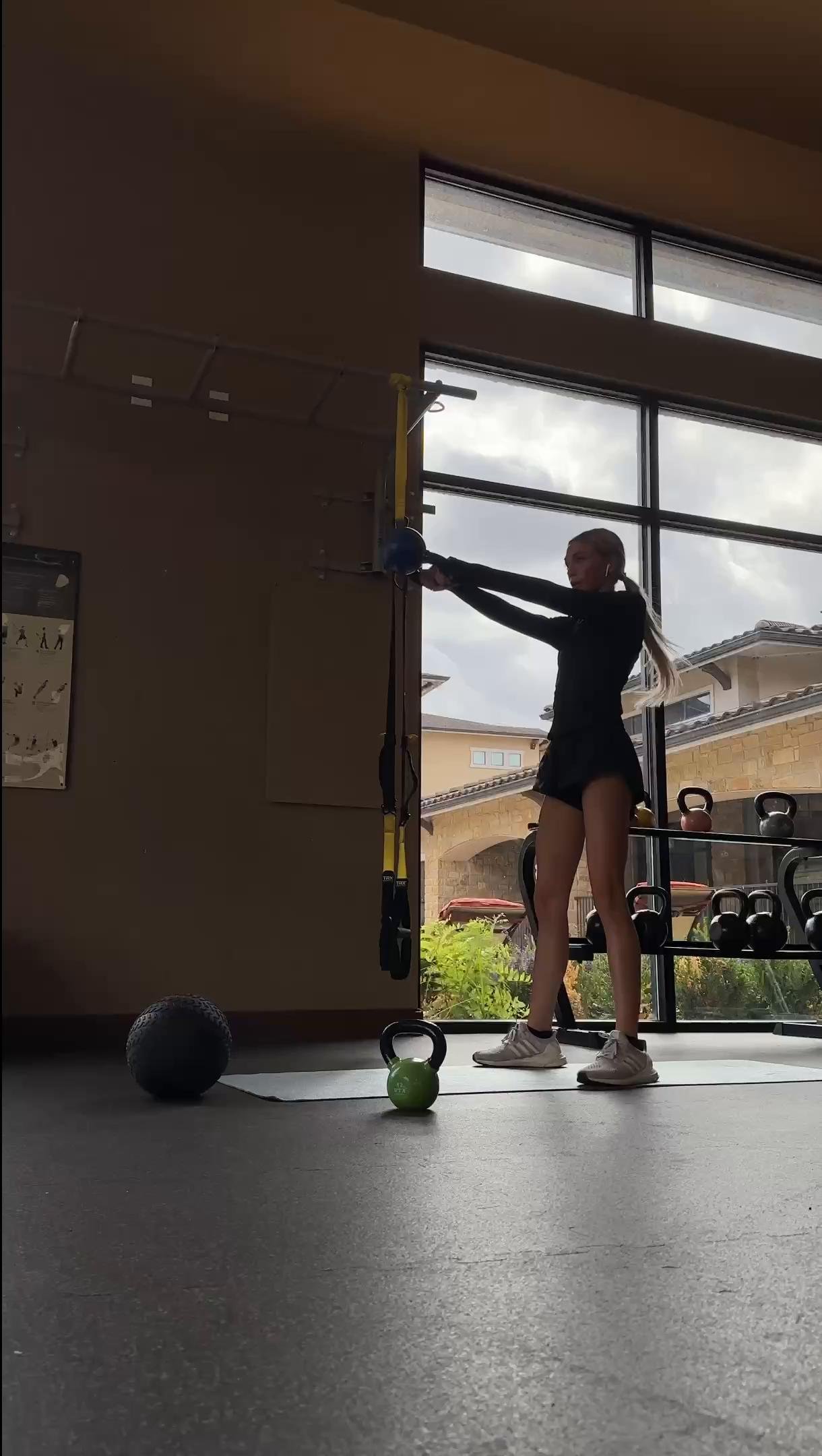 UPPER BODY DAY - 
WEEK 1 DAY 1