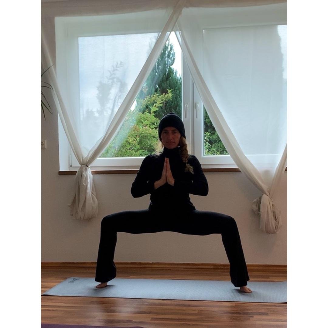 Mama yoga class 5