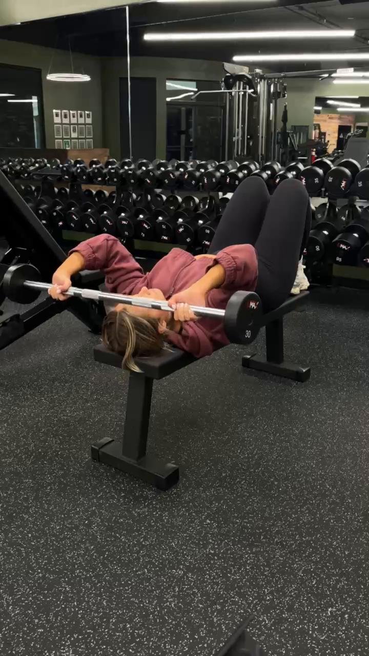 W1 / D4 Upper (chests, shoulders + triceps)