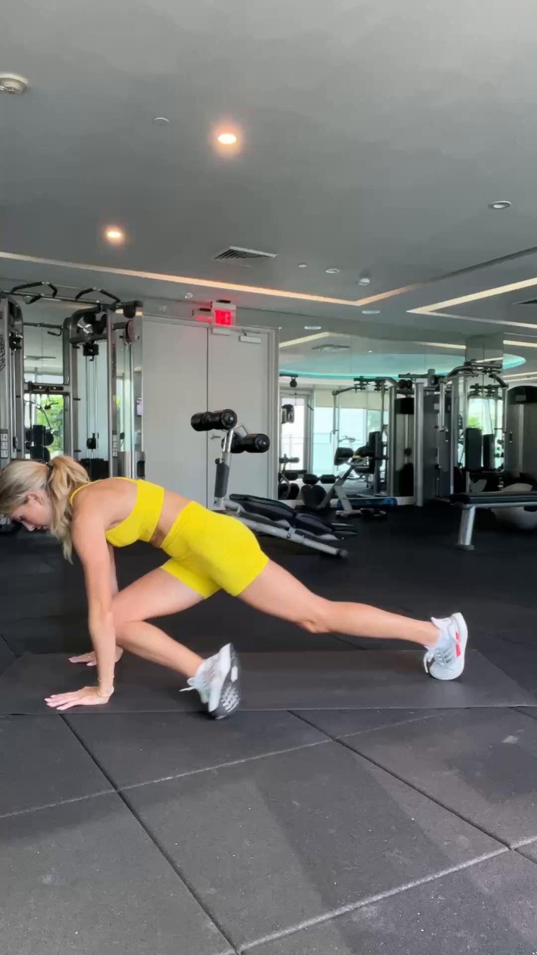20 Minute Glute Builder