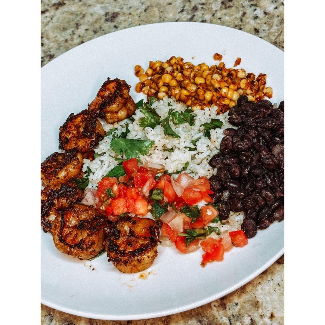 Chipotle Shrimp Rice Bowls 🍚🍤