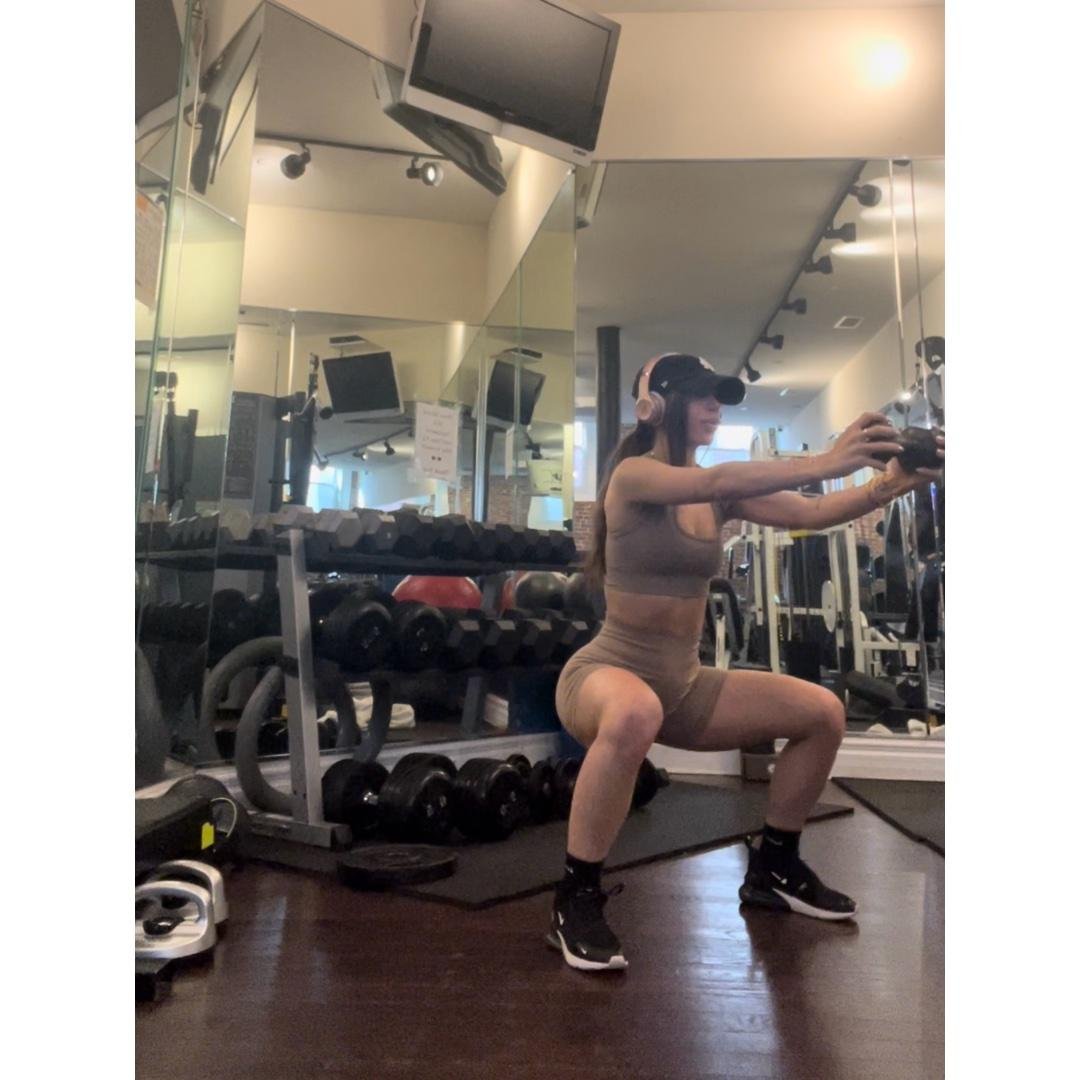 AMRAP + Legs & booty circuit