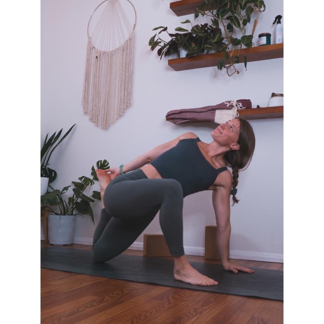 45 min creative feel good stretch & vinyasa flow #2