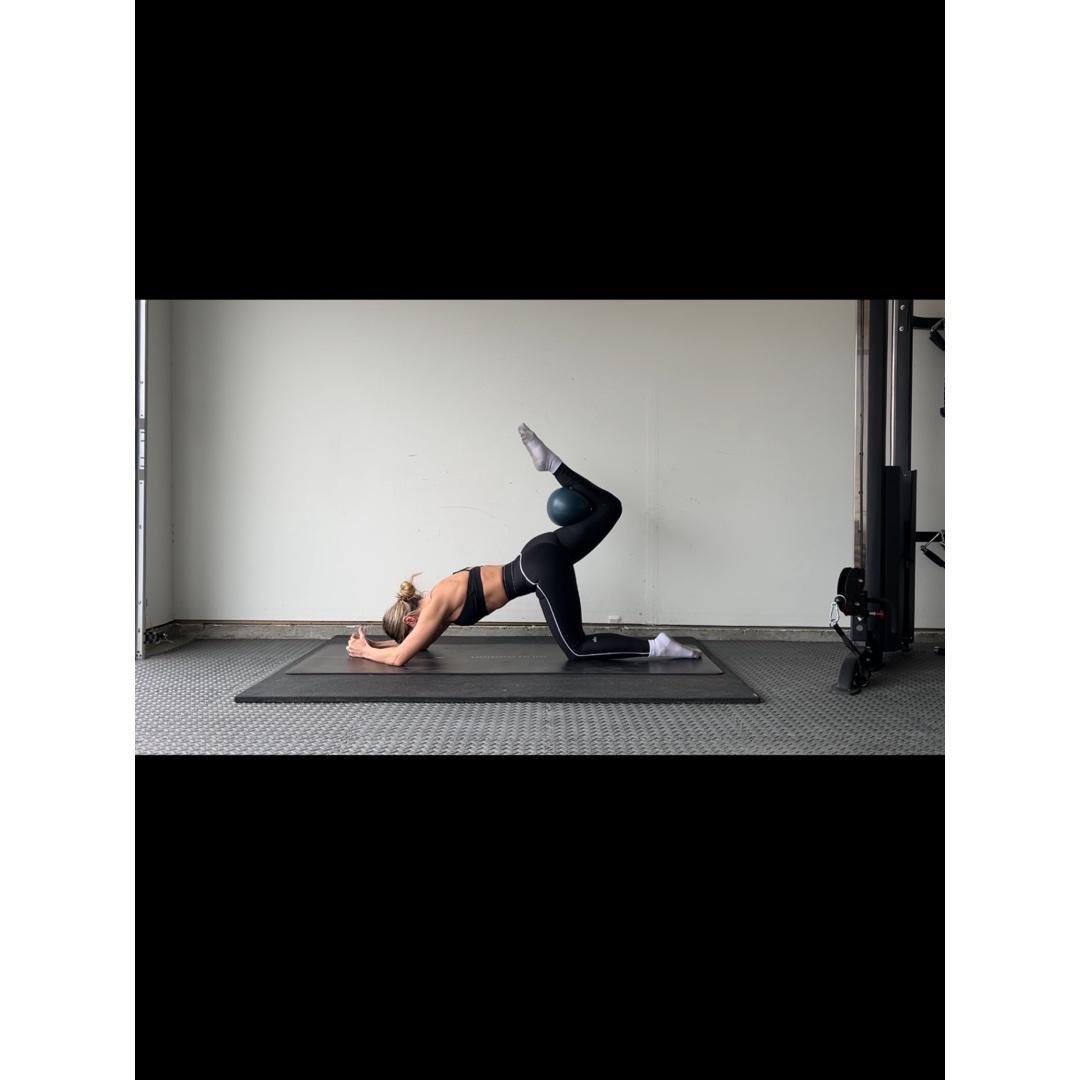10 Minute Round Booty