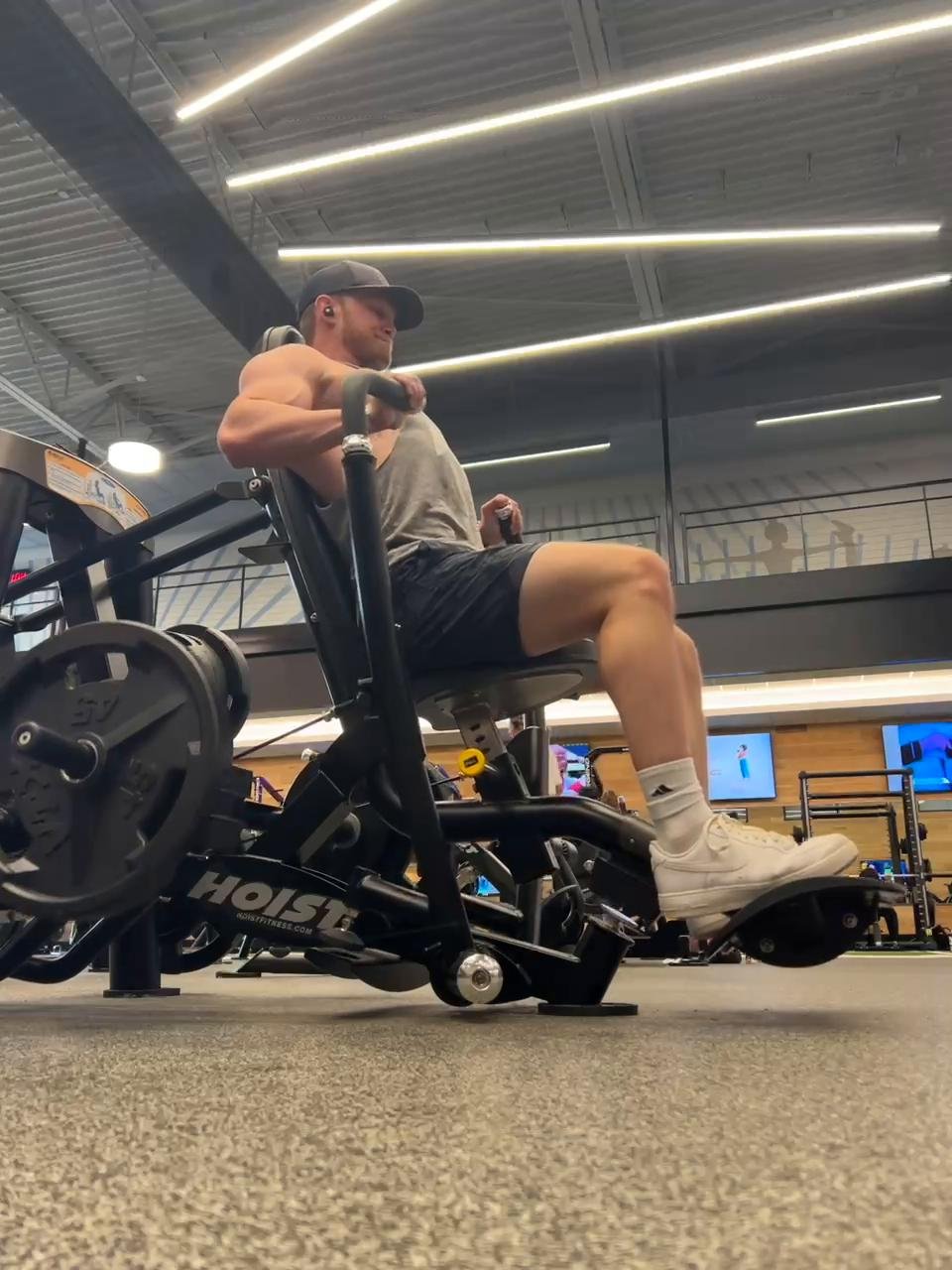 chest n shoulders (11/25/25)