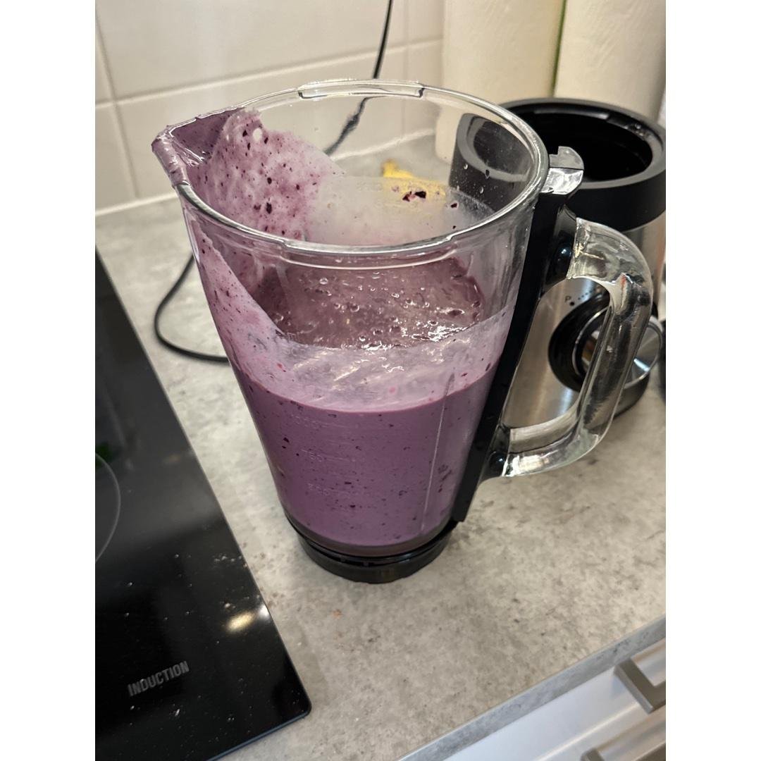 A delicious sports smoothie / Herkullinen urheilusmoothie.