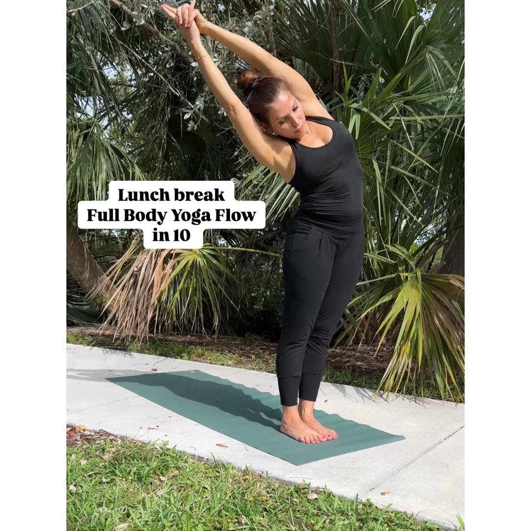Lunch break Full Body Yoga Flow in 10