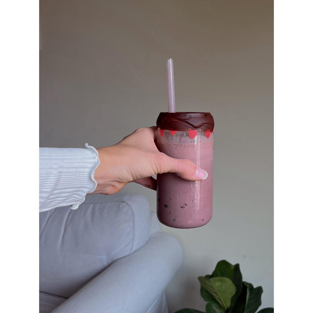Chocolate-Covered Cherries Protein Milkshake