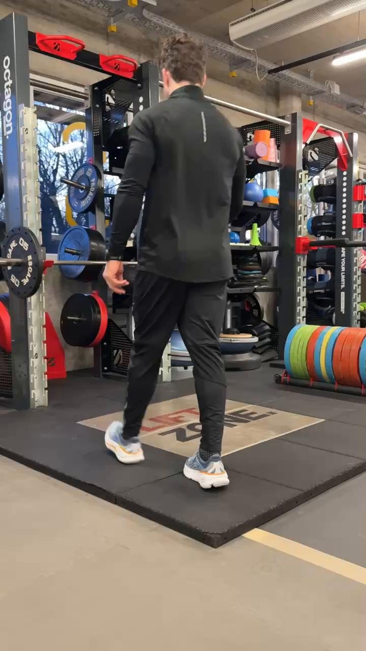 - Easy run + Block 1 - Upper body hypertrophy