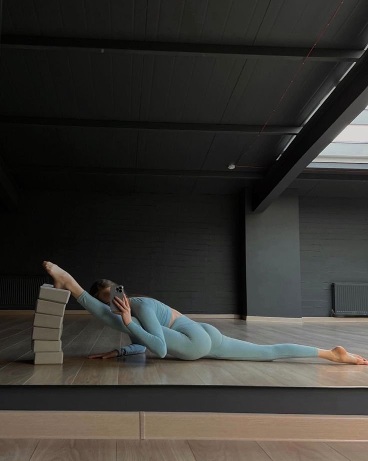 Front Splits