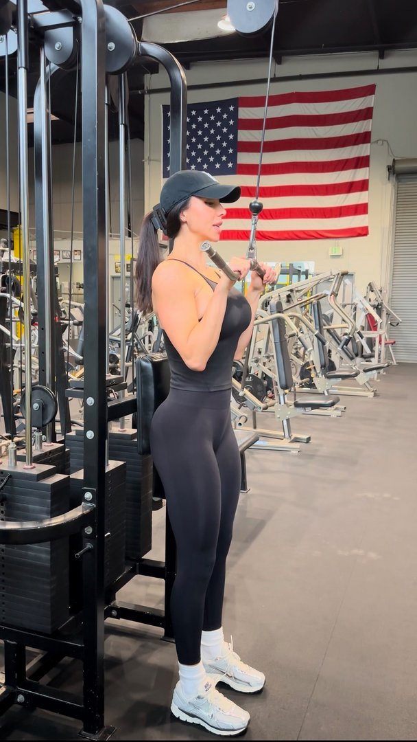WEEK 1 DAY 2 - WEDNESDAY - UPPER BODY