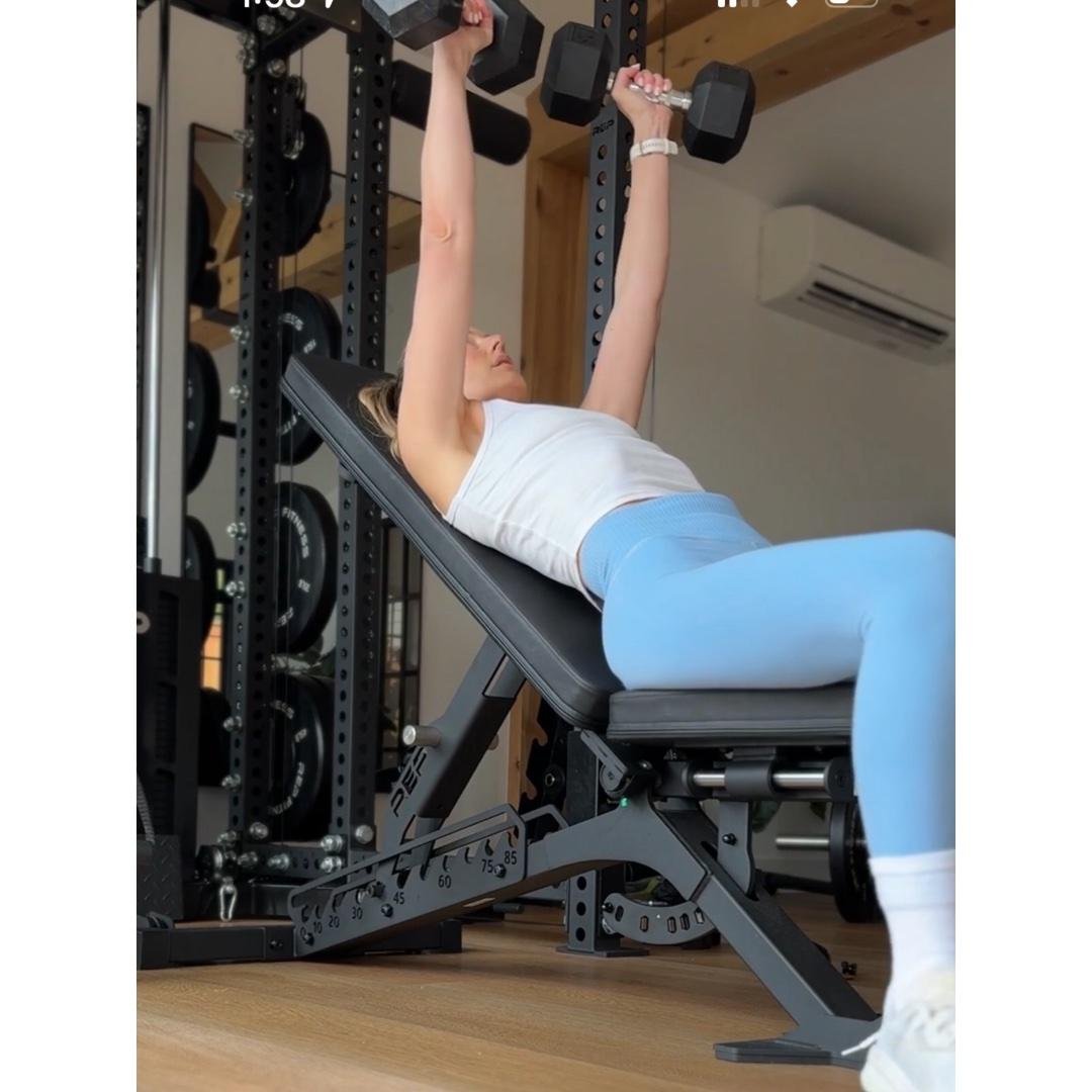 45min Chest, Tris, & Shoulders