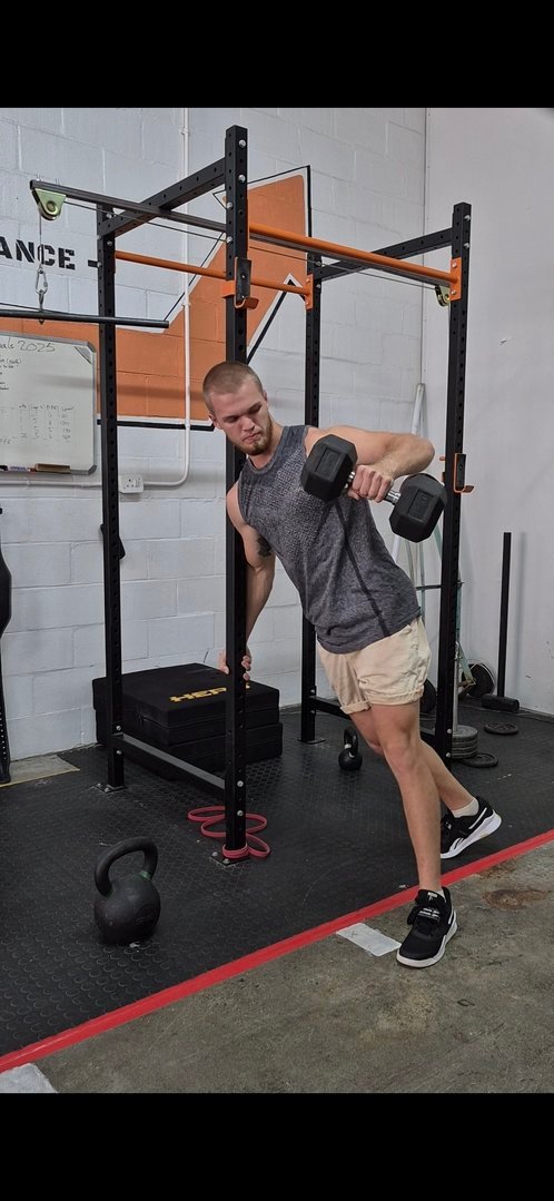 Capped Delts 
