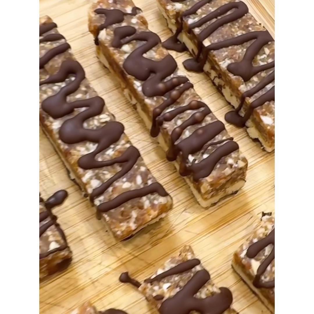  Protein No-Bake Samoa Bars