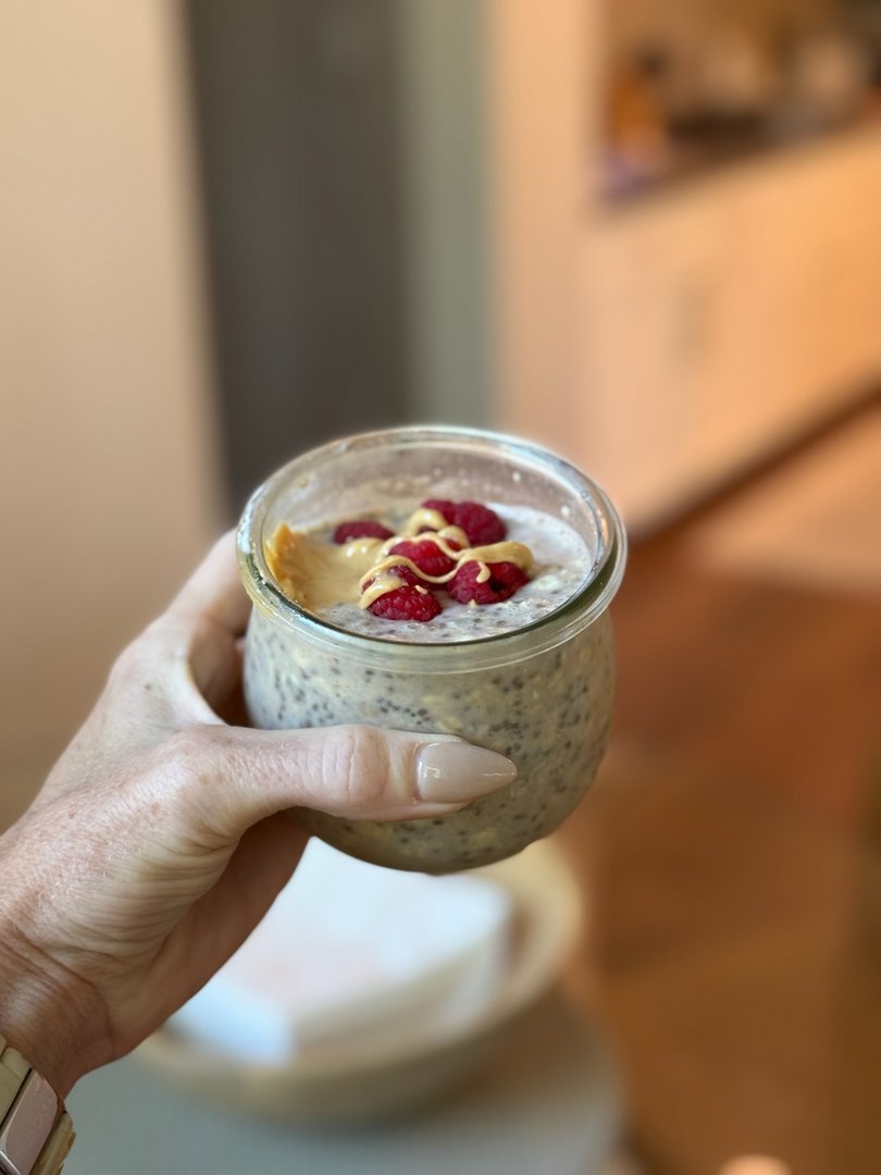 Cinnamon Roll Overnight Oats