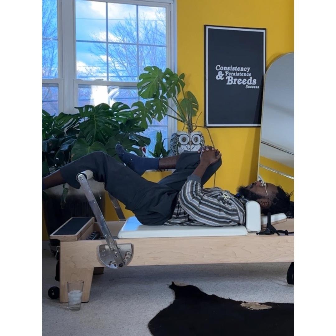 Cozy Pilates Flow 🤎✨