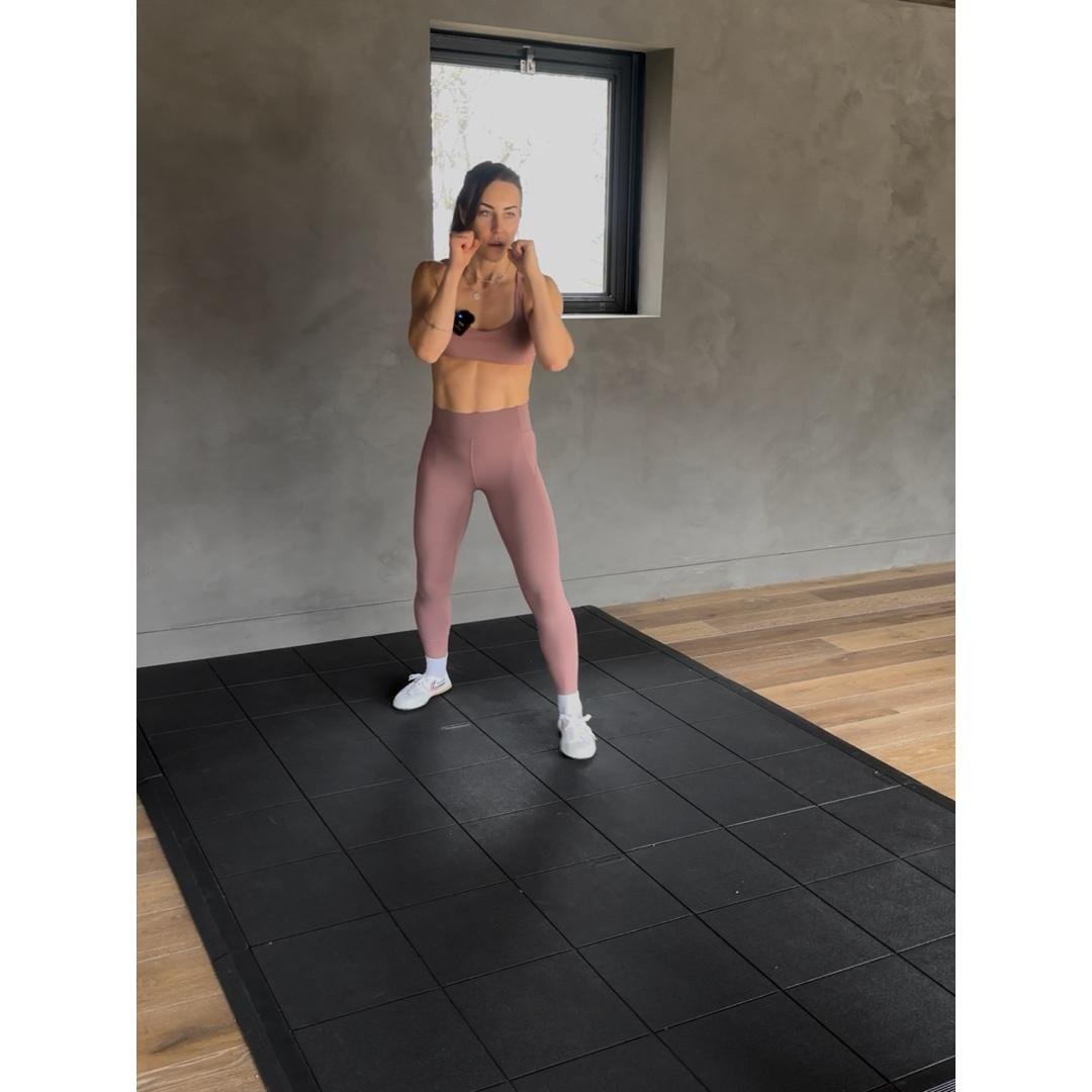 7 min Jab, hook, cross, pivots