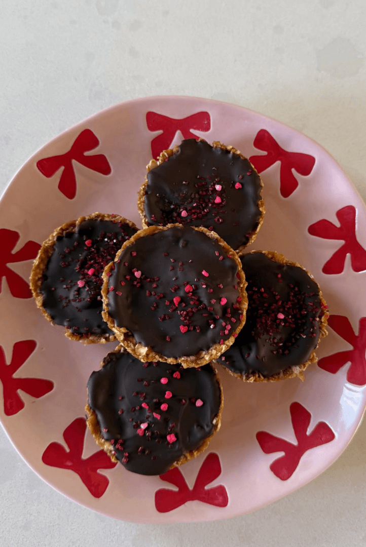 Chocolate Strawberry PB Cups