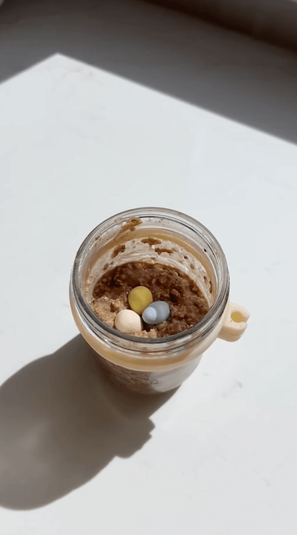 Cadberry Egg Overnight Oats