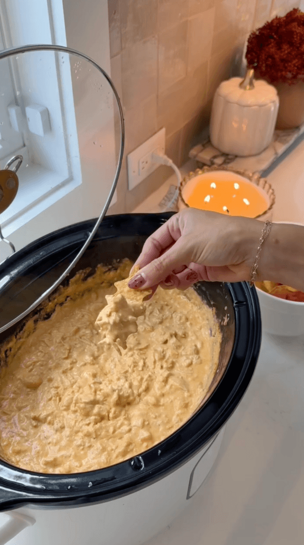 Healthy*ish* Buffalo Chicken Dip